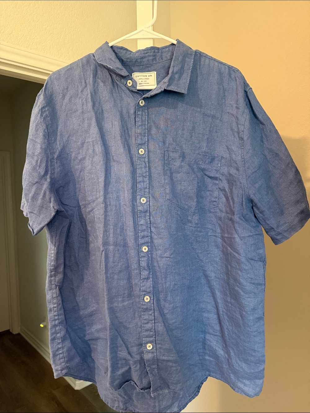 Cotton On Men’s Blue Short Sleeve Linen-Blend Button-Down Shirt